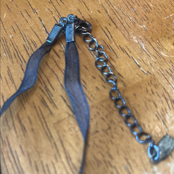 Vintage Black Choker Necklace - Picture 3 of 4